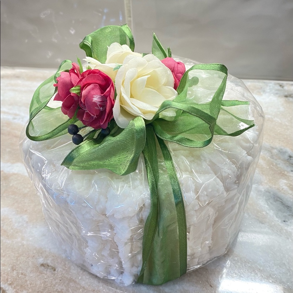 Farmhouse Cake Candle